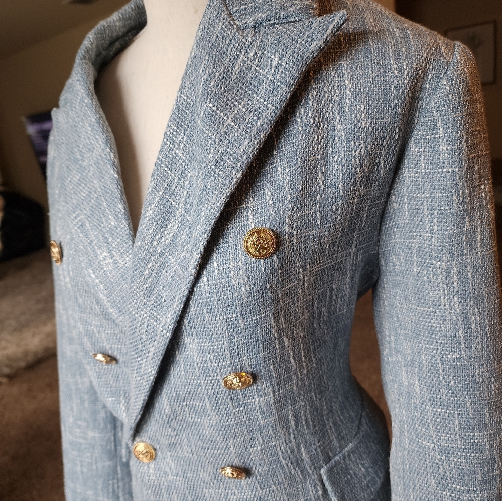 Elegant Blue Blazer with Gold Accents